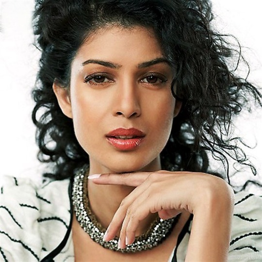 Tina Desai  Tumblr_os1a9aDwV81un6cigo1_540