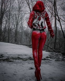 toxicvisionclothing:  Winterland… #toxicvision #handcrafted #leathercraft