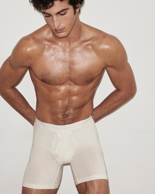underwearhunks2:Raphael Diogo@_raphaaaa official2xistThe more flex, the less stress.⁠DANNYMEN2!