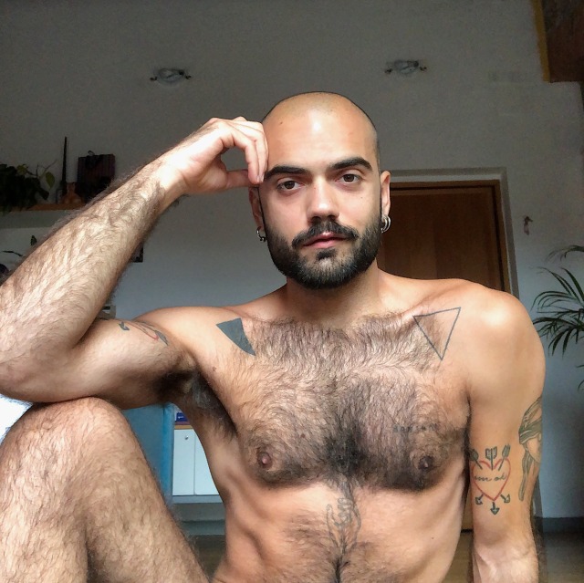 thelilhenry:My body is my temple. 