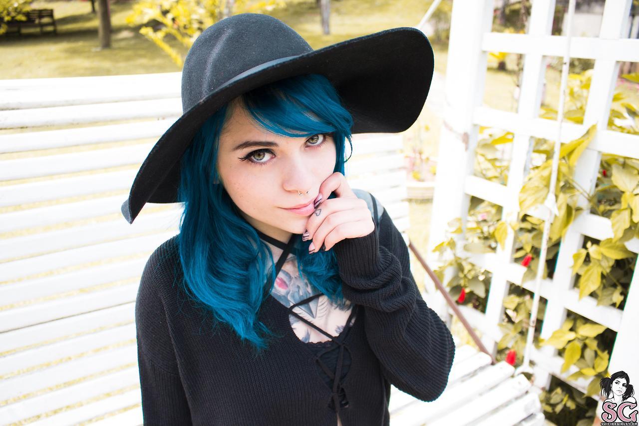nakedsuicidegirls:  Totiga - Naked as we come (v1)