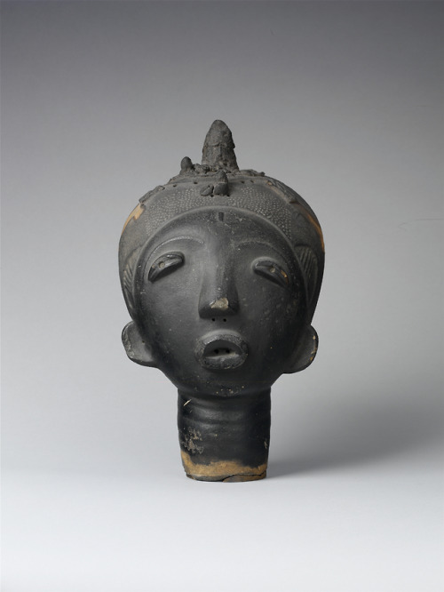 met-africa-oceania: Memorial Head (Ntiri), Arts of Africa, Oceania, and the AmericasThe Michael C. R