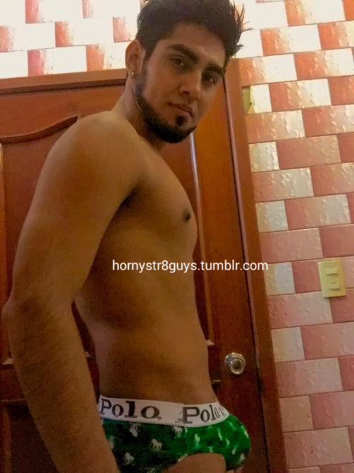 Porn hornystr8guys:  Carlos Calderón / Modelo photos