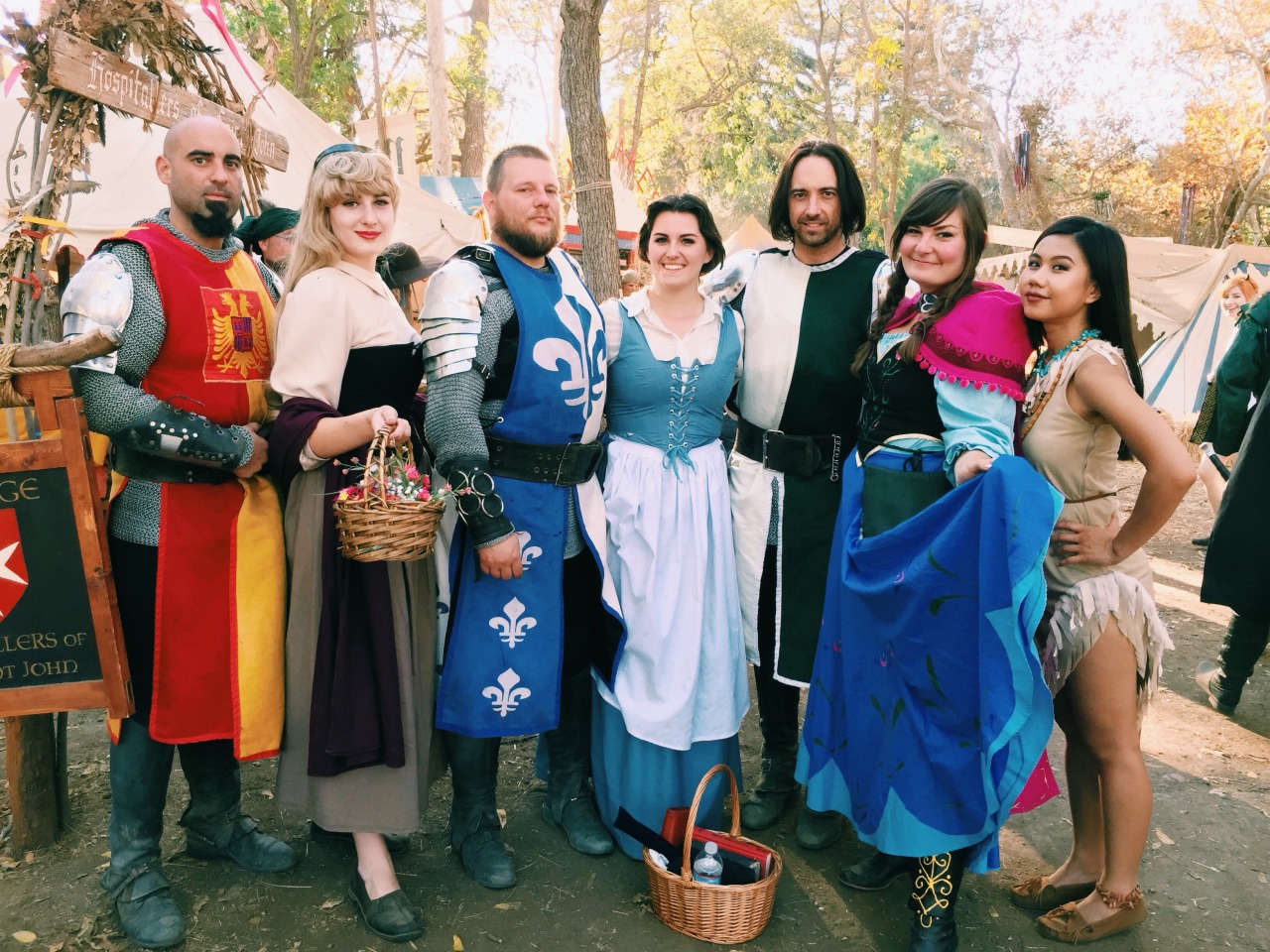 kittynmittens:  Disney Princesses at ye olde Renaissance Faire! Love my girls to