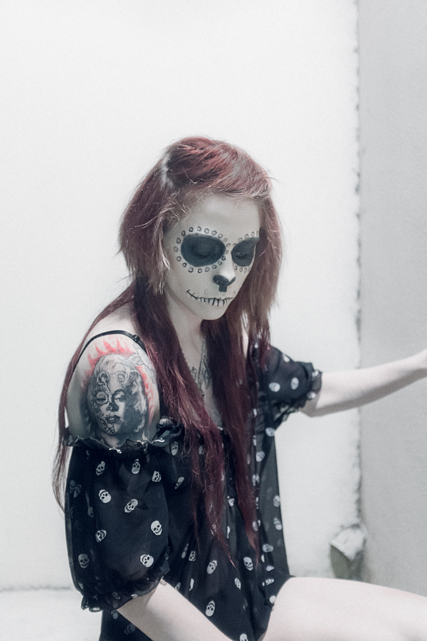 Model: Ashley Doll Photography by Eraser5 Lick Her Picture 