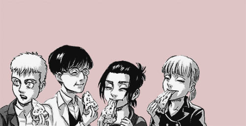 kyojinofbraveos:  shitpost-no-kyojin: Smols eating \(♥ω♥*)/ Reiner paying \(♥ω♥*)/ 