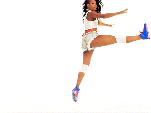 mookie-is-mindless-for-girls:  bless her! she was doing a damn thing in that video!
