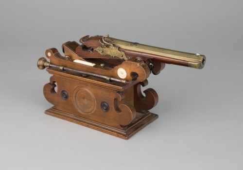 Miniature Model of a Wall Gun, 1670, Art Institute of Chicago: Arms, Armor, Medieval, and Renaissanc