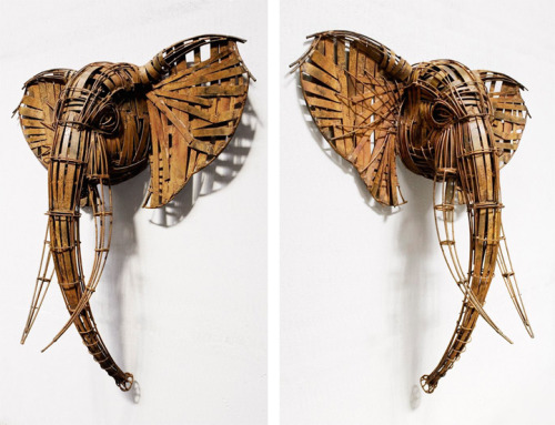 mymodernmet:  Majestic Wildlife and Human Sculptures Made of Wrought Wire and Bronze