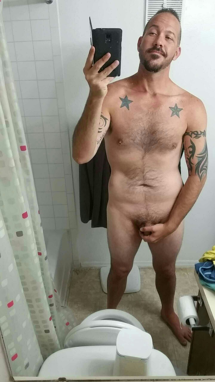 porkchop69yum:  Happy friday!