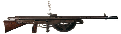 peashooter85:  World War I French Chauchat light machine gun, manufactured in 1915. 