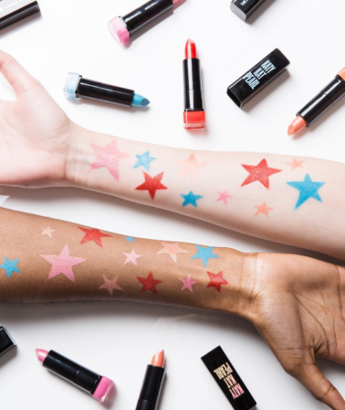 Hands in if Katy Kat Pearl lipstick is the newest star of your makeup bag.