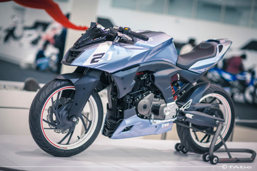 TVS X21 Concept Racer by Fabien ROUGEMONT via Cars ConceptMore bikes here.