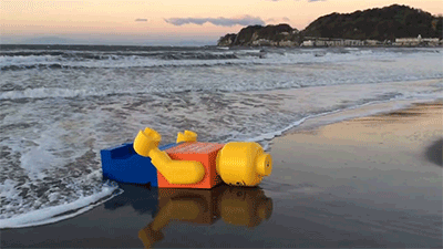 stunnerpony:  beekirby:  berix-soul-reaver:  amnail:  huffingtonpost:  A Mysterious Giant Legoman Has Appeared On A Japanese Beach   Lego Island is real  Is this what happens when you are finally ready to le  These things have been washing up on beaches