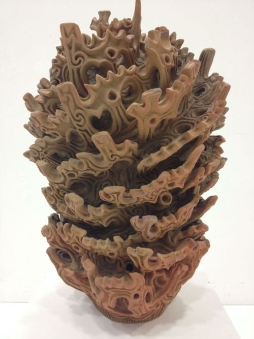 olivolio:Ifurai - Contemporary ceramic sculpture inspired by Jomon pottery from ancient Japan