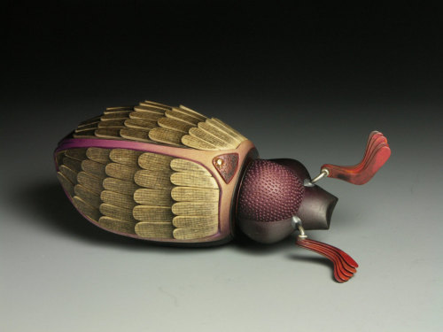 bughaze:mymodernmetselects:Exquisite Beetles Cleverly Sculpted as Secret Storage Boxes Louise Hibber