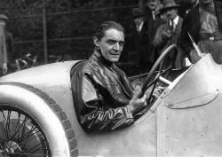 luimartins:Robert Benoist Delage Monza 1927