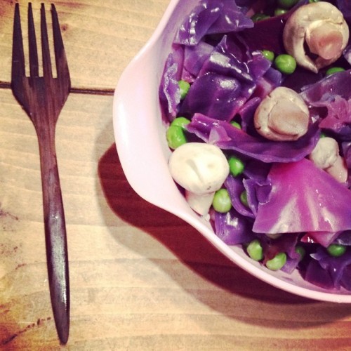 meghannelisa: #dinner #healthy #food #eat #rainbow #vegan #nutrition #love #life #purple #cabbage #m