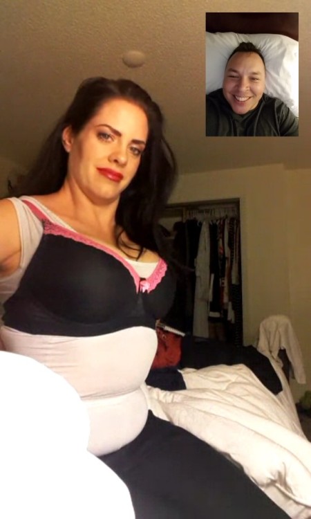 mormonmarine84:  Such a sexy Mormon mommy slut, showing off her beautiful tits!