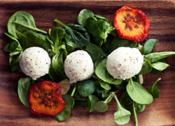 healthyfoodyeah:  Buffalo Mozzarella « Veggie