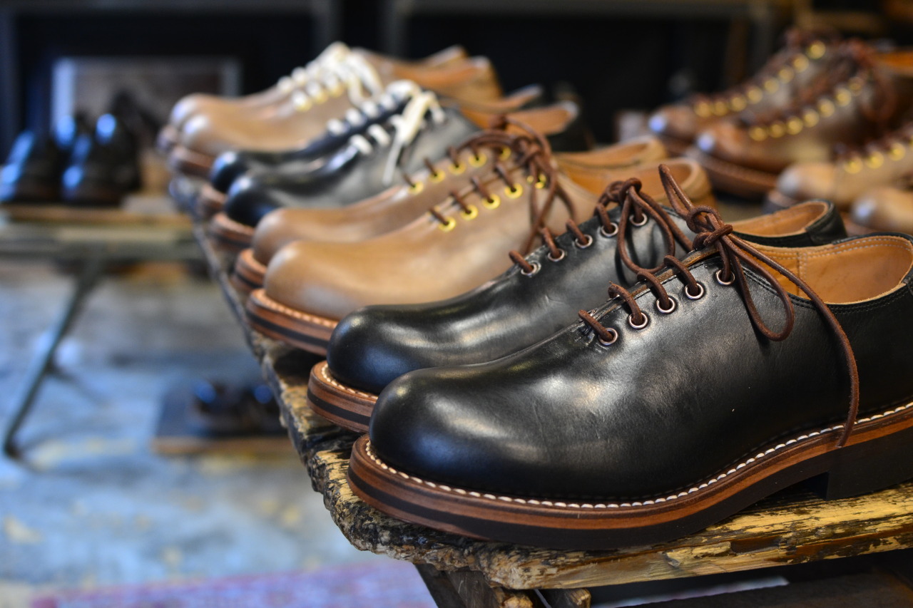 THE BOOTS SHOP | WHALE