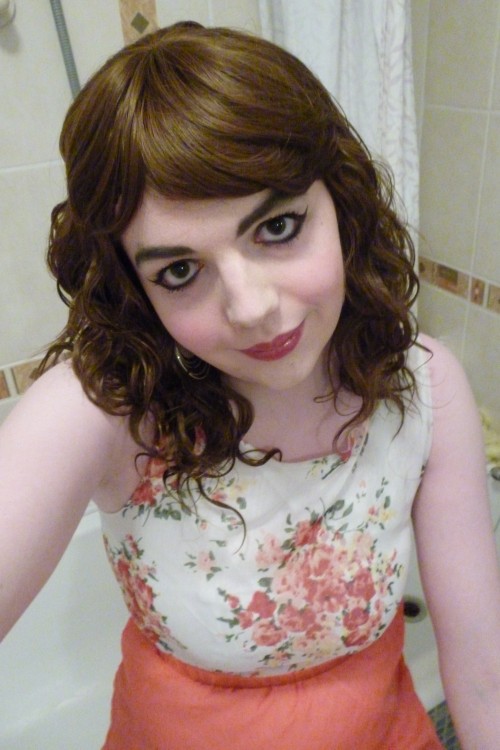 PicturesHaven’t worn this dress in a while, it looks absolutely adorable with the new wig and heels!