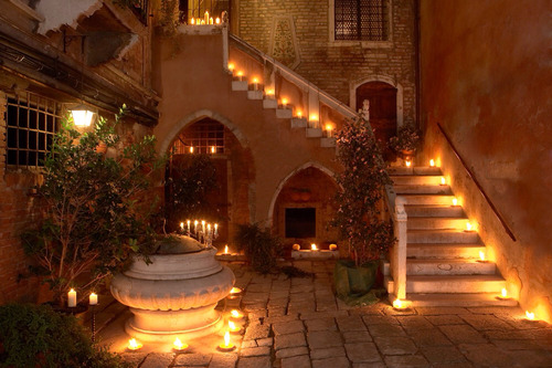 tumbling-blossoms:  Venice, Italy on We Heart It.