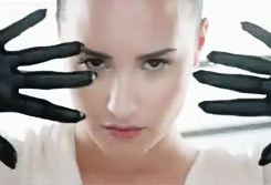 doubllerainbow:  Demi Lovato - Heart Attack 