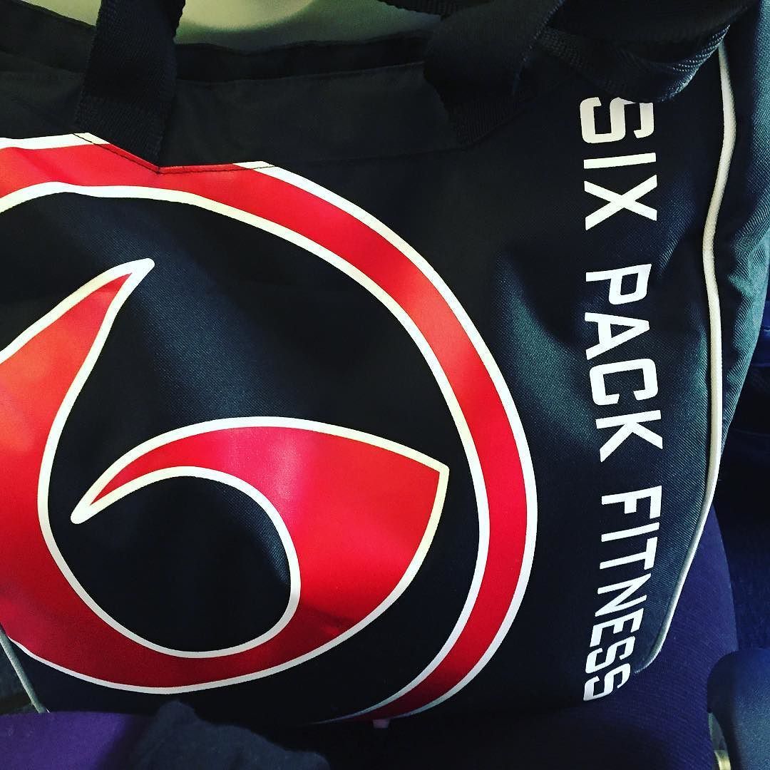 ✈️ Vegas today, San Fransisco tomorrow and Friday.. @6packbags keeps my diet