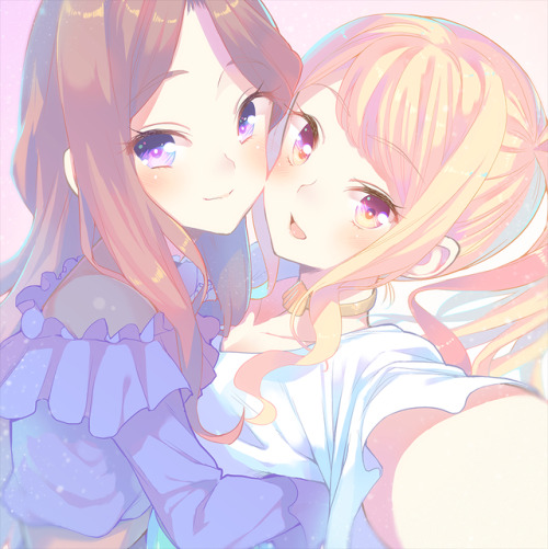 ✧･ﾟ: *✧ Selfie ✧ *:･ﾟ✧♡ Characters ♡ : Yozora Kasumi ♥ Mahiru Kasumi♢ Anime ♢ : Aikatsu Stars