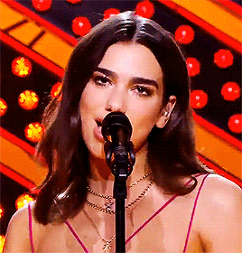 dualipasource:Dua Lipa performing on Quotidien