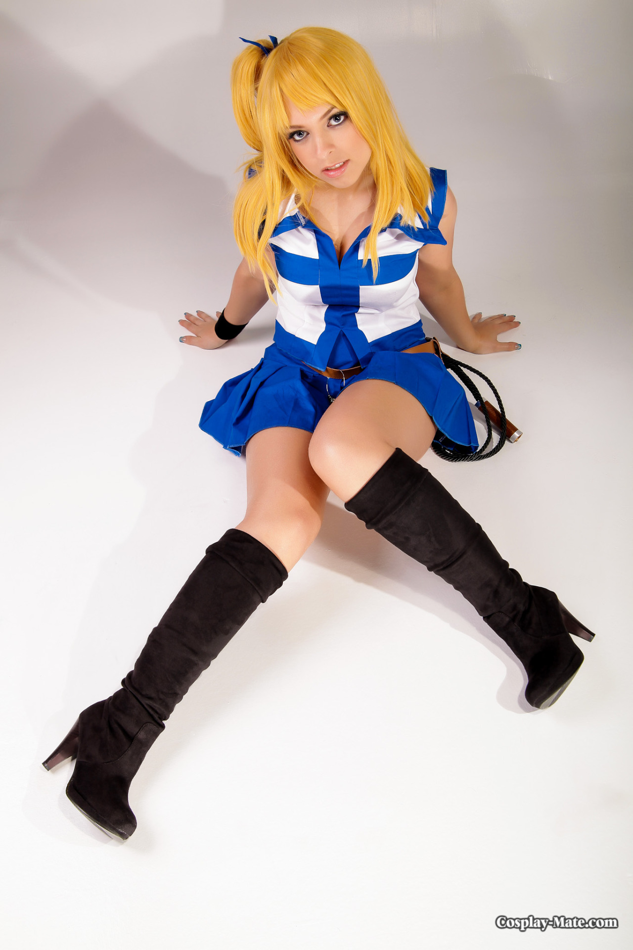 More of the Lucy Hearfilia cosplay. There is 60 more pictures of her doing a slow