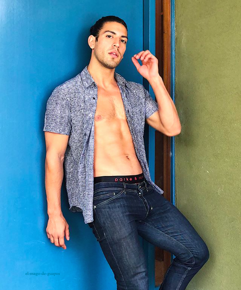 Aaron Valenzuela