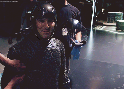 &ldquo;Khan is all in control and very serious. [&hellip;] It&rsquo;s all about being in