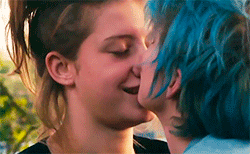 stronglesbian:    