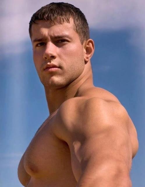 brettw114:  Cutie