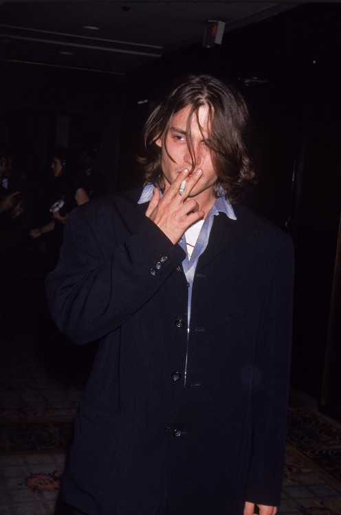 80sdepp: Johnny Depp, 1992