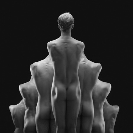 bellas-storm:  unknowneditors:  Olivier Valsecchi - Klecksography The Making of KlecksographyOlivier