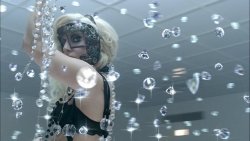 picturegaga:  Bad Romance (2009)