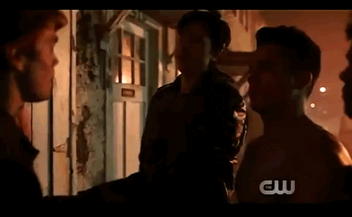 Dark Gifs Of Sweet Pea