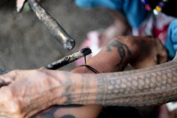 fuckyeahblackwork:  Traditional tattoo in