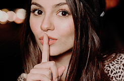 vicktoriajustice:  favourite celebrity meme »  [3/10] photoshoots↳ unknown photoshoot