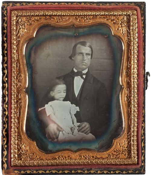 tuesday-johnson:ca. 1850s, [heart wrenching post mortem daguerreotype portrait of a father cradling 