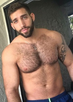 titaniumtopper: jockguybttm:  ASK ME ANYTHING  (click here I’ll answer) Over 57,000 posts. Thanks to over 23,000 followers!  https://titaniumtopper.tumblr.com/archive 