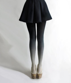 culturenlifestyle:  Handmade Ombre Tights