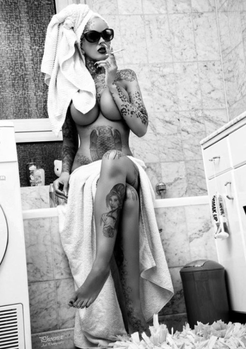 resplend3nt-rap4cious:  ❥ 
