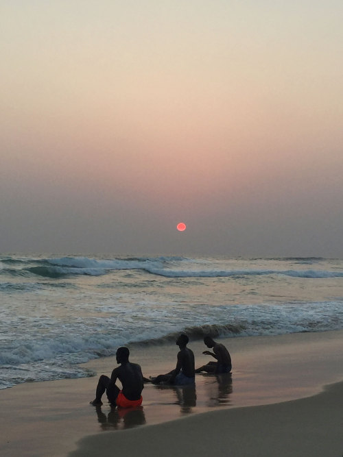 jetrebuche:They stared back. (Assinie, Ivory Coast, 2019)