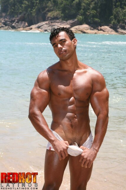 menmanor:  #Poax #RedHotLatinos