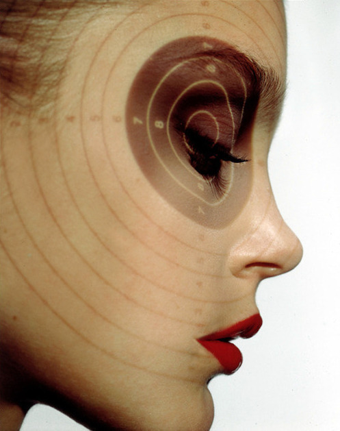 acardinalisred: Jessica Stam by Donna Trope.