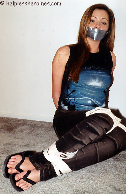 XXX bondagehedgehog:  Kitana Jade photo